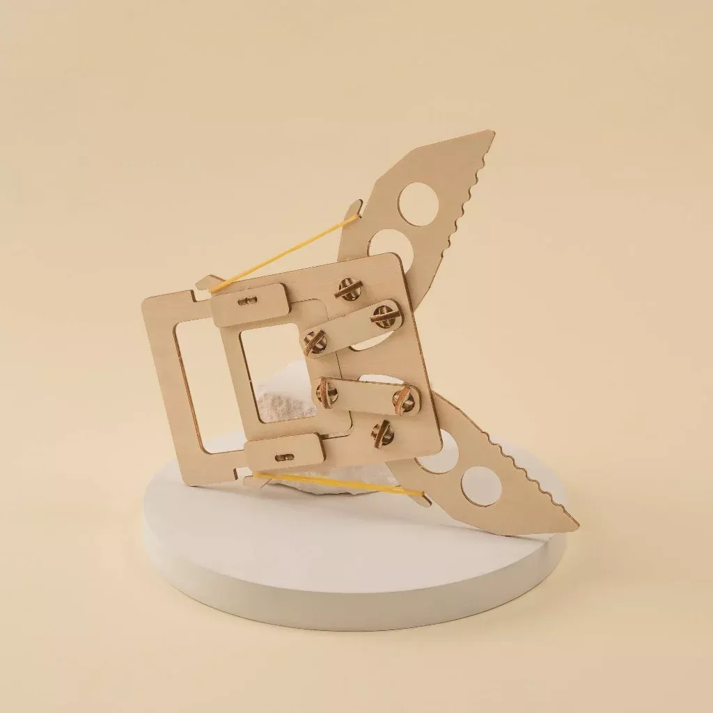 CreateKit Mechanical Claw DIY STEM Toy